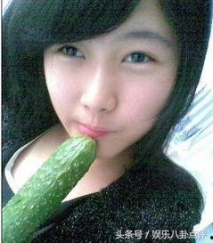 吃瓜照美女,捕捉夏日清新佳人瞬间  第1张